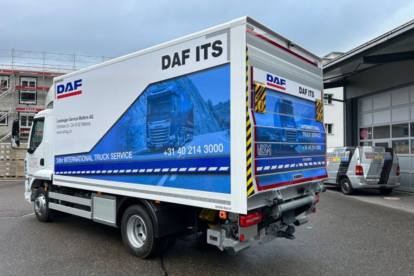 LKW Beschriftung 12.jpg